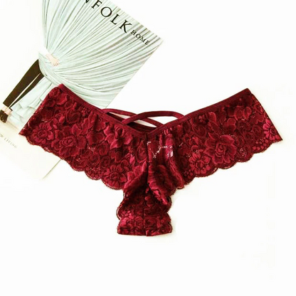 Puce Gaia 4-pack women’s sexy lace lingerie panties set featuring G-string thongs with intricate lace details and comfortable fit.