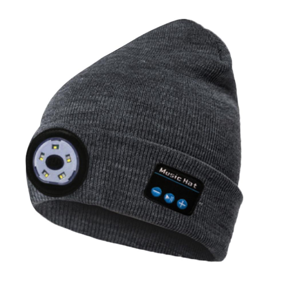 Pink Iolaus wireless Bluetooth LED hat with built-in music speakers, ideal for winter outdoor activities and sports.
