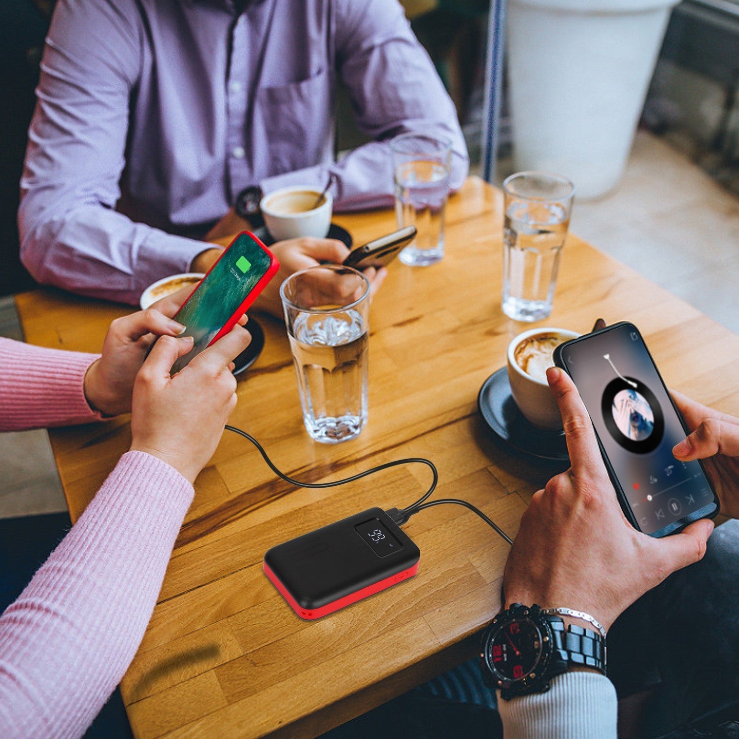 Pear Daisy 1W portable power bank with dual USB ports, external battery pack for charging devices on the go.