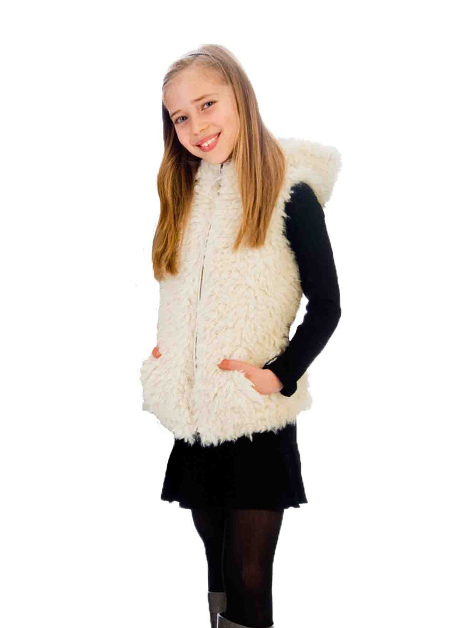 Cream faux fur vest for kids by Champagne Cronus, featuring soft, plush texture and stylish design.