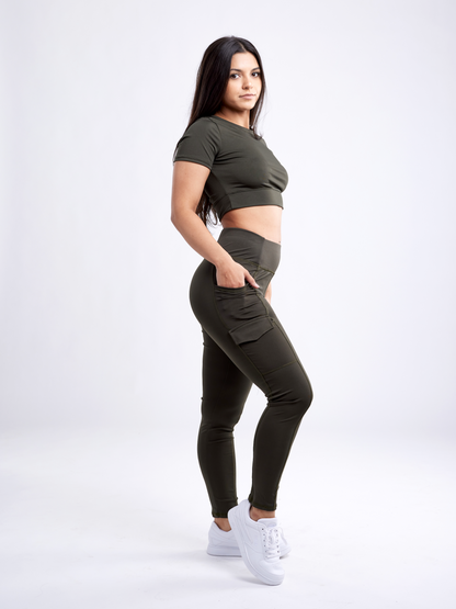 Sky Iapetus JupiterGear short-sleeve crop top, activewear top with a fitted design and sporty style, ideal for workouts or casual wear.