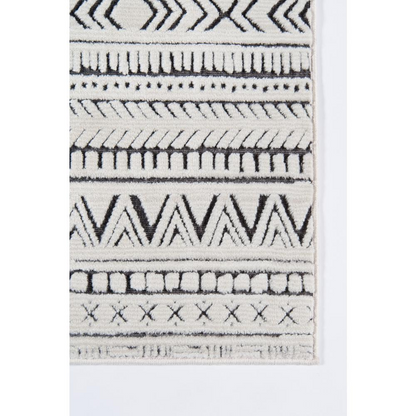 Traditional ivory rectangle area rug by Start2Finish, 7&