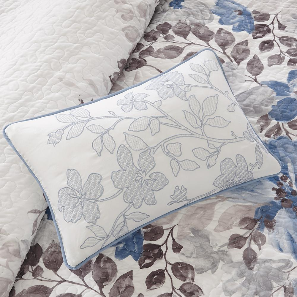Start2Finish 6-piece printed quilt set with matching throw pillows, featuring floral and geometric patterns on soft bedding.