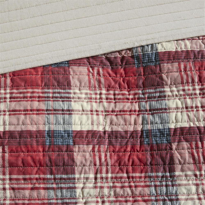 Start2Finish Tasha Quilt Mini Set in red, featuring a cozy quilt with matching pillow shams, perfect for a stylish bedroom decor.