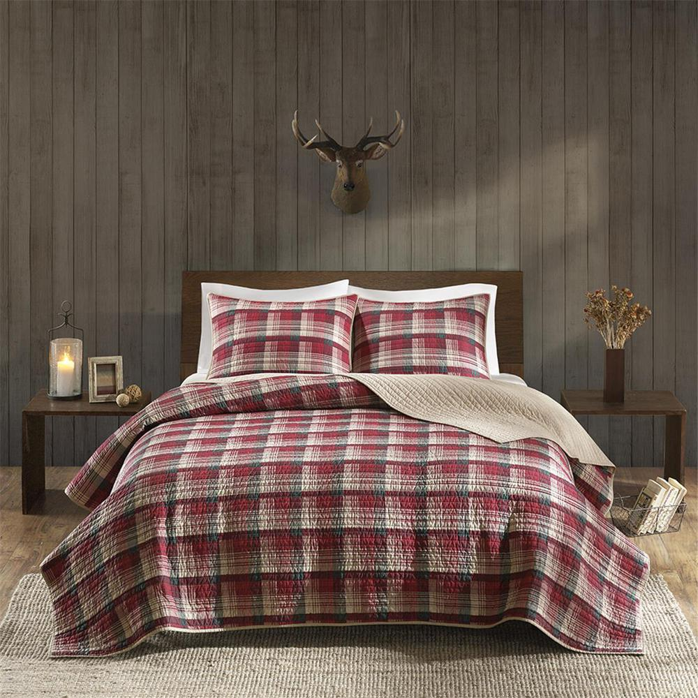Start2Finish Tasha Quilt Mini Set in red with matching pillow shams, featuring a cozy, vibrant bedding design.