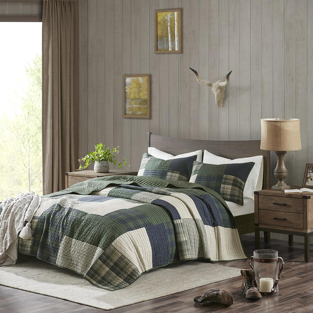 Green Mill Creek oversized cotton quilt set by Start2Finish, showing a cozy bedding with textured fabric and a stylish design.