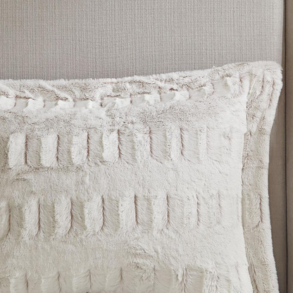 Start2Finish back print long fur comforter mini bedding set with plush, textured fabric and vibrant design.