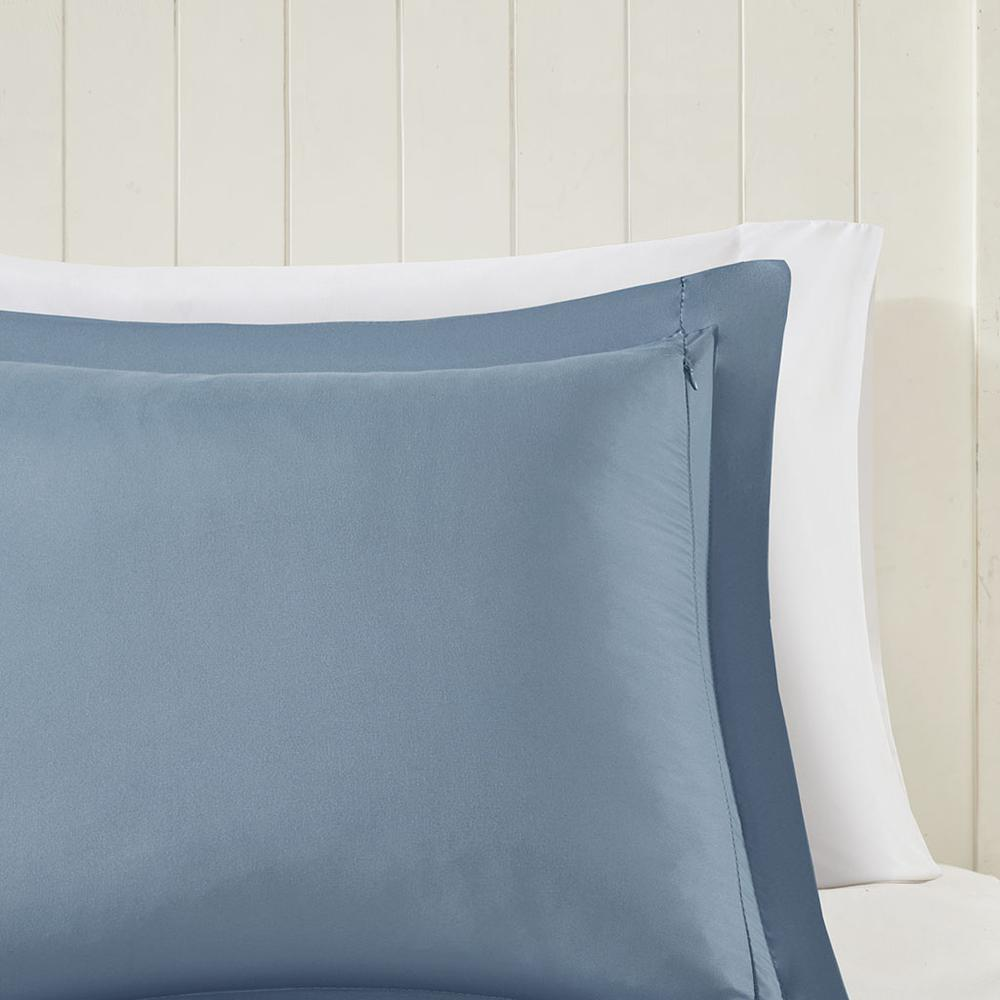 Start2Finish 3M Scotchgard Diamond Quilting reversible down alternative comforter set with a plush, textured bedding design.