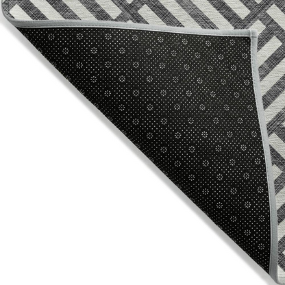 Start2Finish Chantille ACN620 black 10x14 rug with soft, textured fabric and modern design, ideal for living room or bedroom decor.