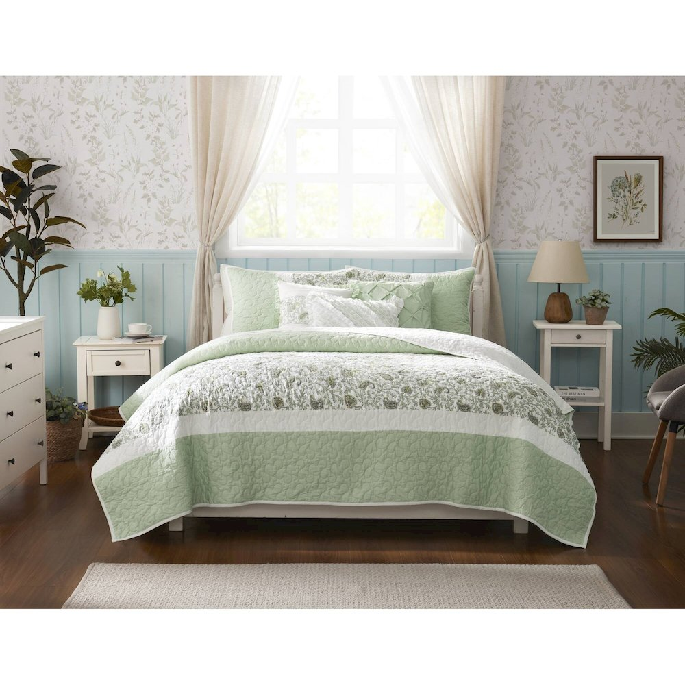 Start2Finish 6-piece cotton percale quilt bedding set with matching throw pillows, featuring a crisp, clean design.