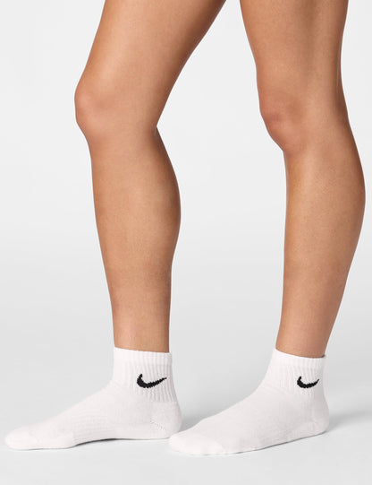 Nike Unisex Adult Everyday Cushioned Training Ankle Socks (6-Pack) | Mens and Womens