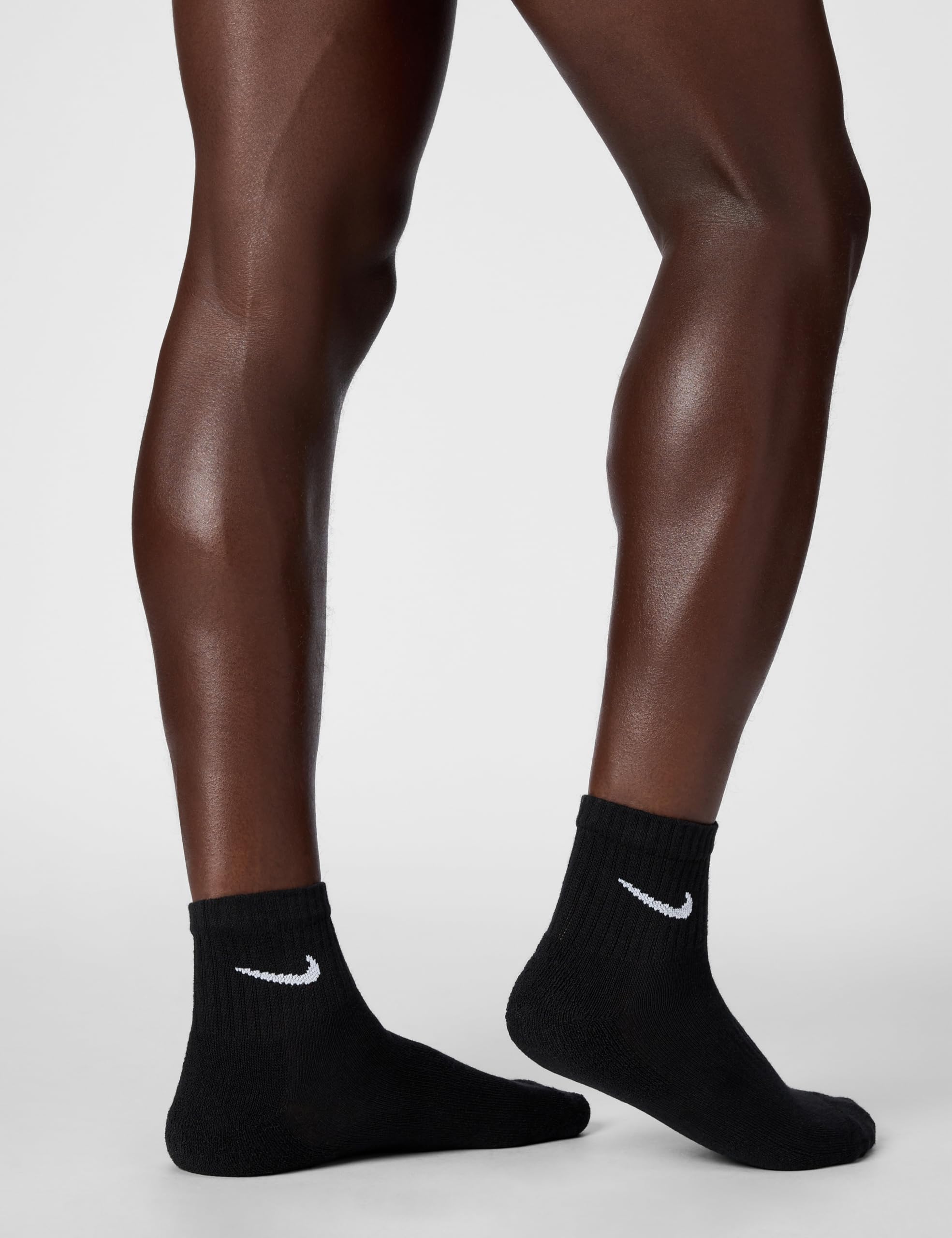Nike Unisex Adult Everyday Cushioned Training Ankle Socks (6-Pack) | Mens and Womens