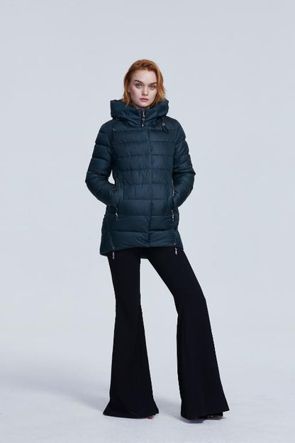 Women’s warm hooded winter coat by Jade, casual jacket with a cozy fit and stylish design, suitable for cold weather.