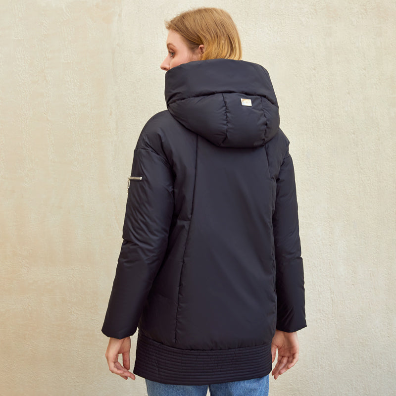 Women’s Jade casual hooded winter coat parka with zipper pockets, padded jacket, warm and stylish for cold weather.