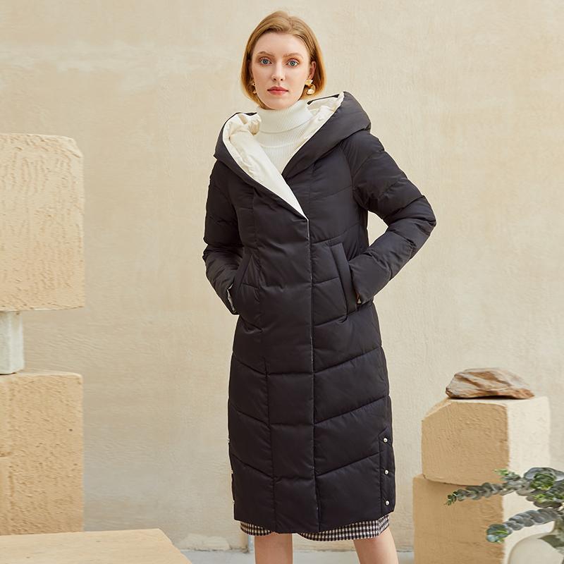 Women’s hooded parka coat by Jade, warm cotton long winter jacket with a hood, suitable for cold weather.