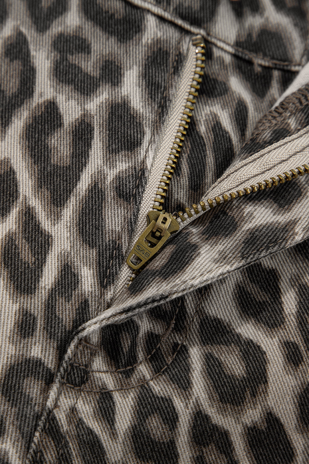 Leopard print Byzantium Bay women&