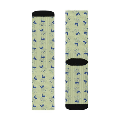 Yellow Pandora Alien Yoga Socks featuring vibrant alien designs, soft fabric, and comfortable fit for yoga and casual wear.