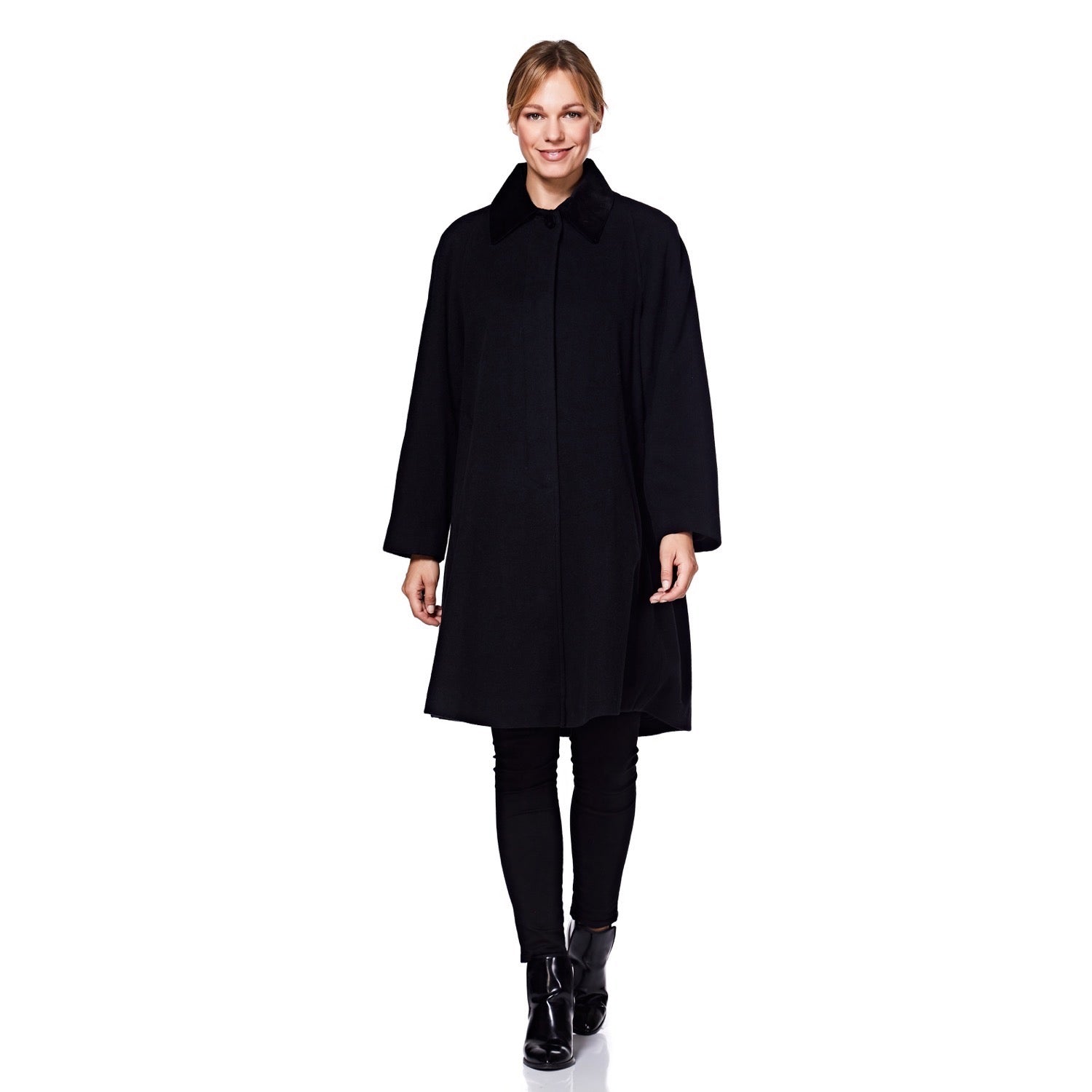 Black wool blend oversized swing coat with velvet trim from Rose Eleusis, stylish jacket with a relaxed fit and elegant details.