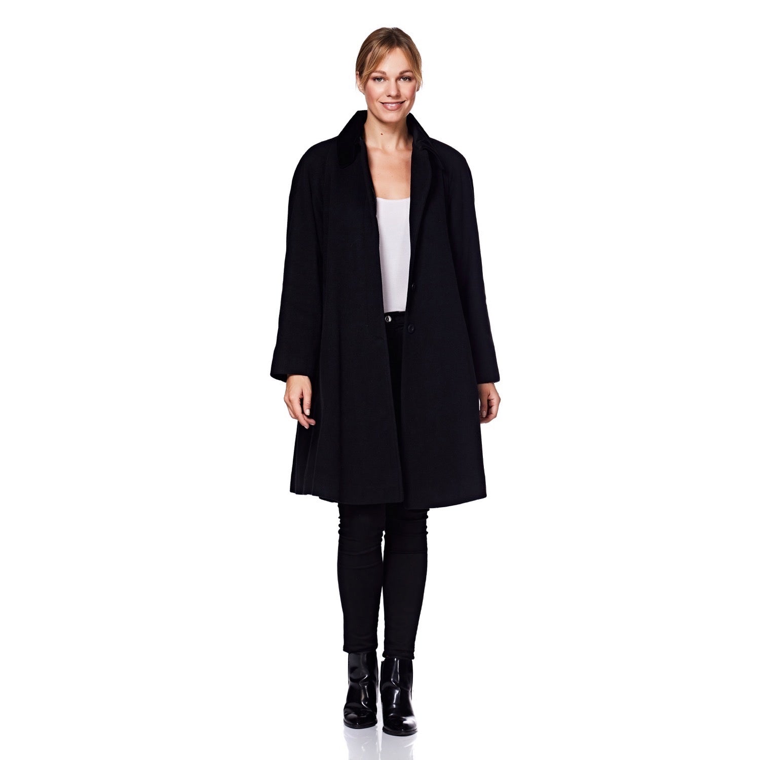 Black wool blend oversized swing coat with velvet trim from Rose Eleusis, stylish jacket featuring a relaxed fit and elegant details.