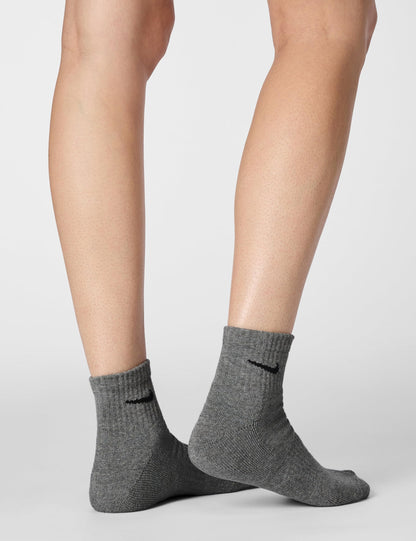 Nike Unisex Adult Everyday Cushioned Training Ankle Socks (6-Pack) | Mens and Womens