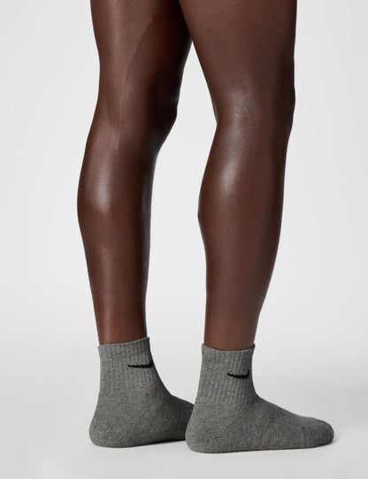 Nike Unisex Adult Everyday Cushioned Training Ankle Socks (6-Pack) | Mens and Womens