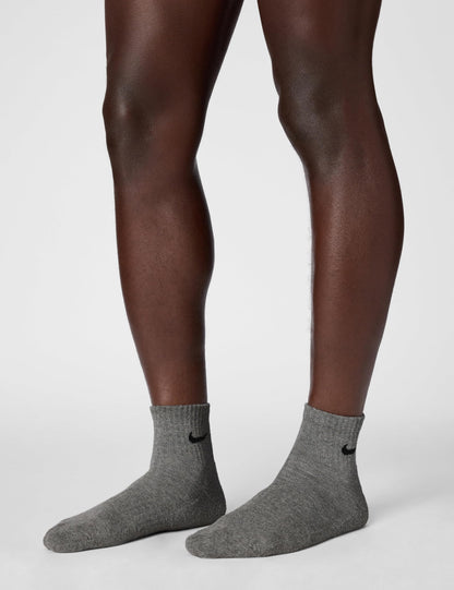 Nike Unisex Adult Everyday Cushioned Training Ankle Socks (6-Pack) | Mens and Womens