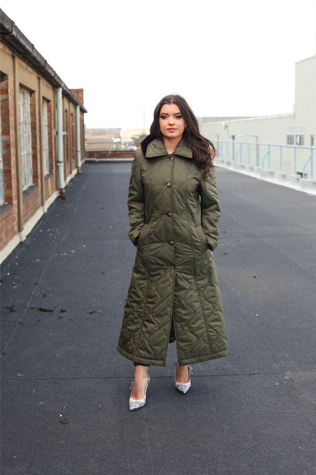 Rose Eleusis quilted single-breasted longline hooded coat, stylish jacket with quilted design and hood, front view.