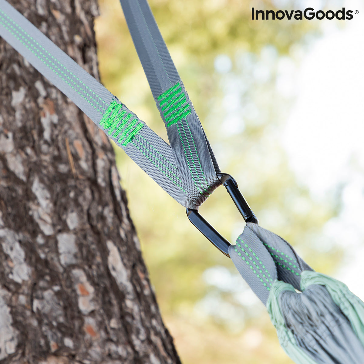 Rewong InnovaGoods double camping hammock with sturdy ropes and fabric for outdoor relaxation and camping adventures.