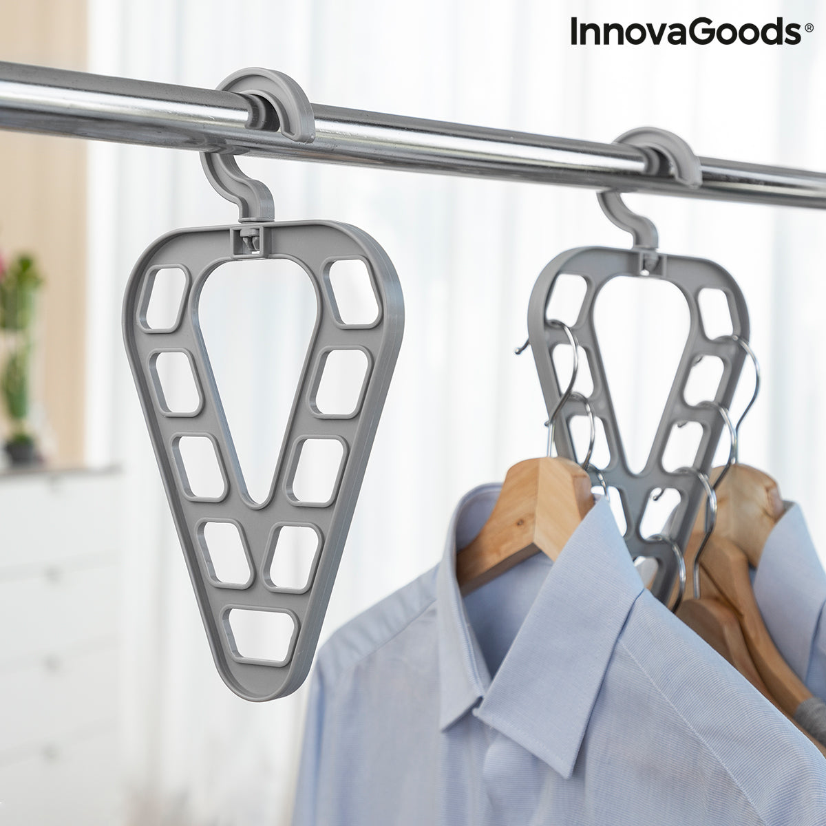 Set of two Orzer InnovaGoods hanger organizers by Bigbuy, showcasing sleek, space-saving furniture accessories for closet organization.
