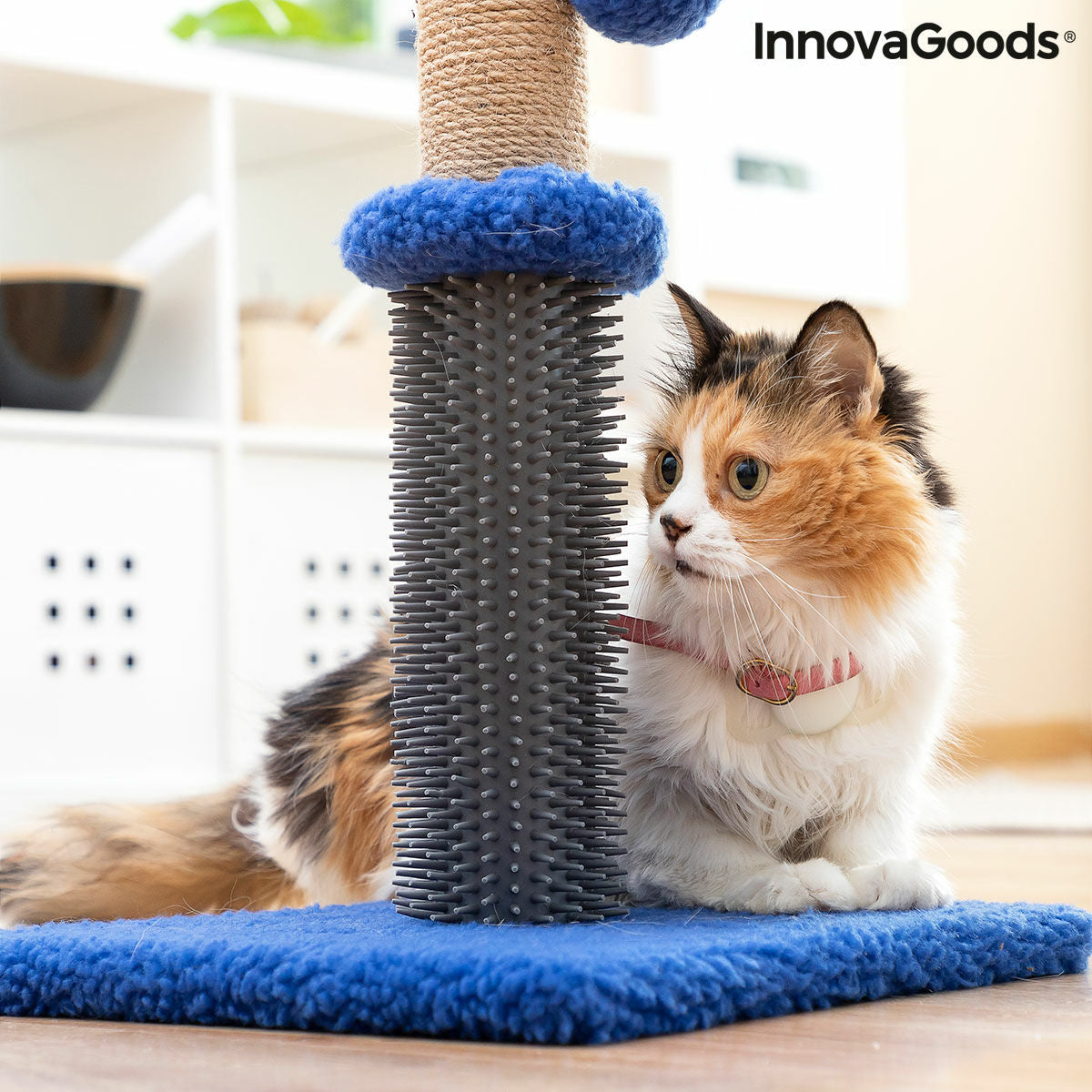 Bigbuy Miausage InnovaGoods cat scratching and massage post with ball, featuring sisal scratching surface and spinning toy.