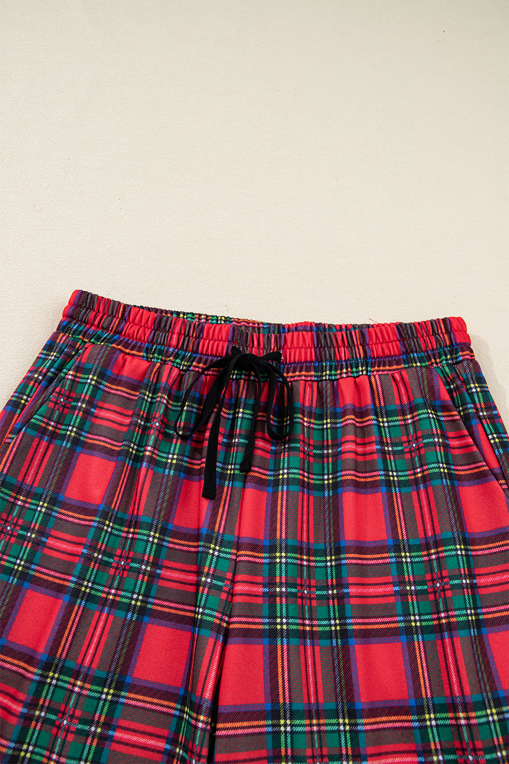 Byzantium Bay Christmas plaid mama pullover and pants matching set, cozy holiday loungewear for women, featuring red and green plaid pattern.