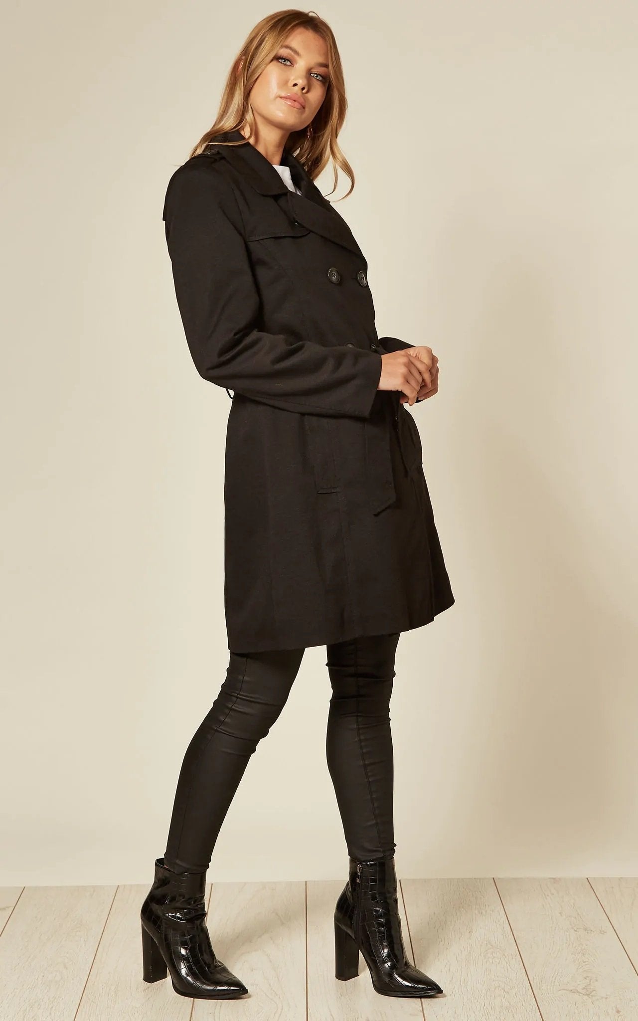 Black Rose Eleusis military double-breasted trench coat for spring and summer, stylish jackets and coats for women.
