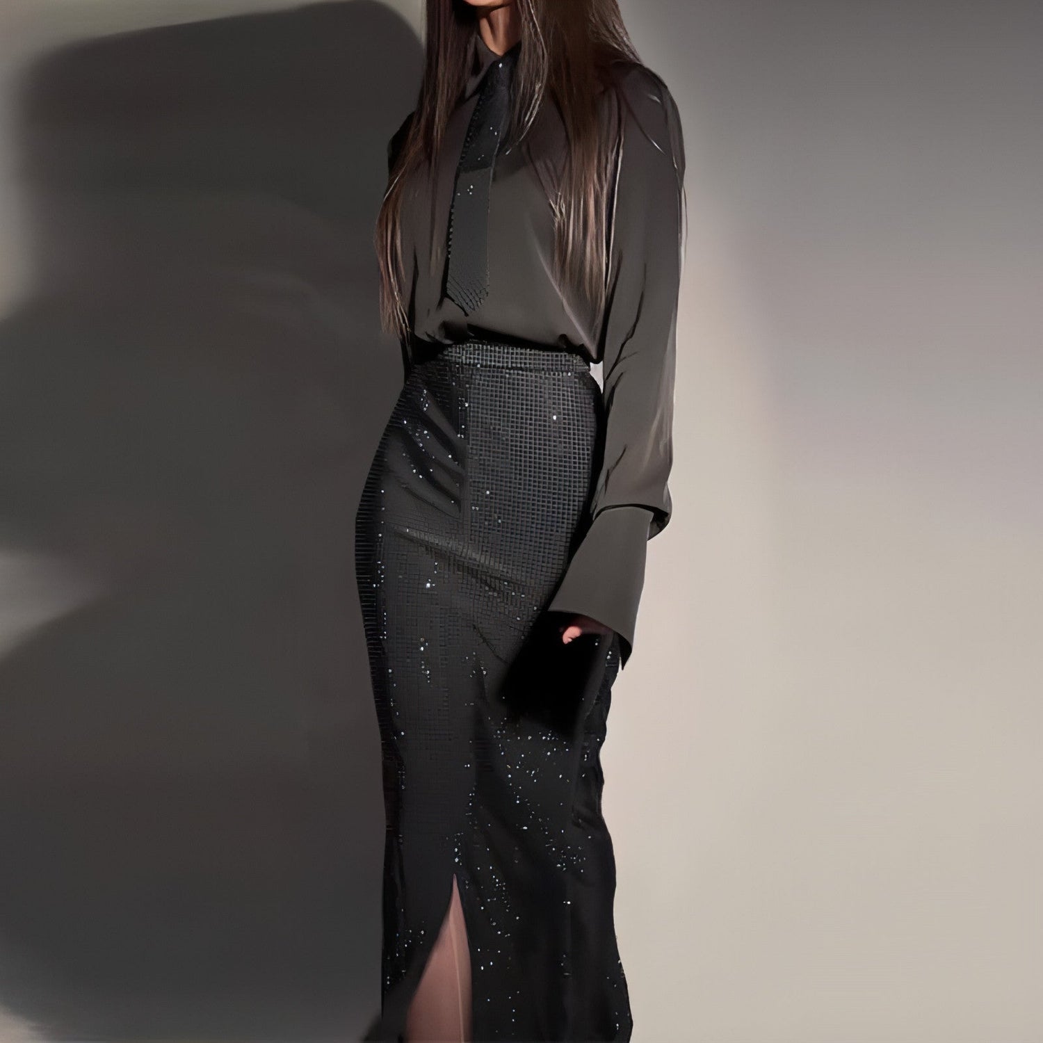 Carmine Juneberry heavy industry hot diamond split wrap hip skirt set with stylish dresses featuring bold design and modern fashion details.