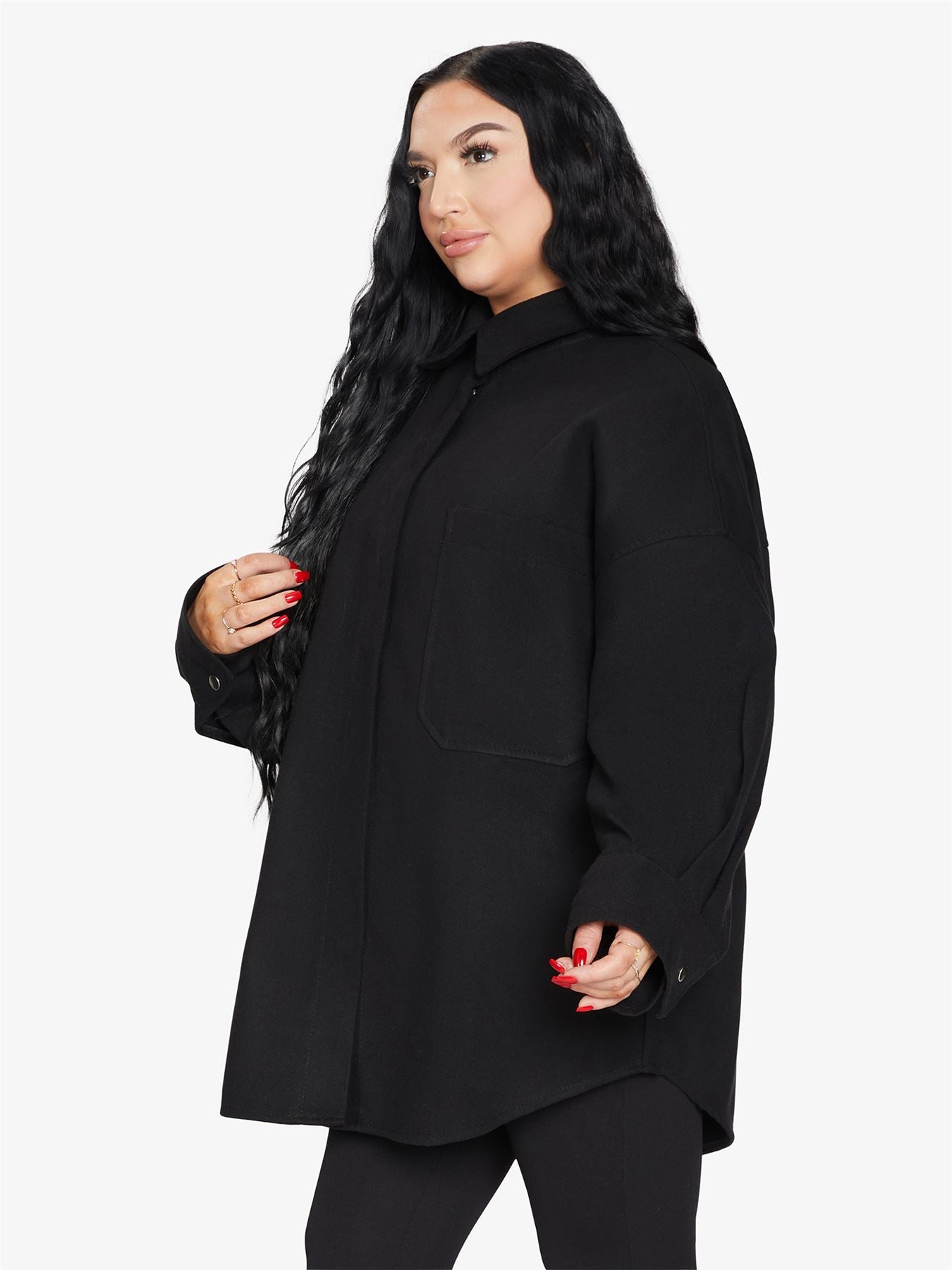 Rose Eleusis oversized patch pocket shacket featuring a relaxed fit, button closure, and large front patch pockets, ideal for casual wear.