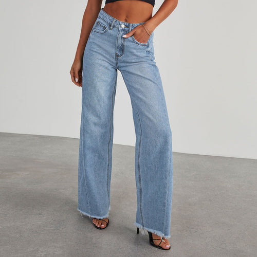 Carmine Juneberry PocketEase™ Denim Haute Edition 25 jeans with classic five-pocket design and stylish blue wash.