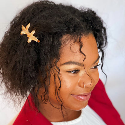 Antique garden-themed hair clip set by Fuchsia Hercules featuring vintage floral jewelry accessories.