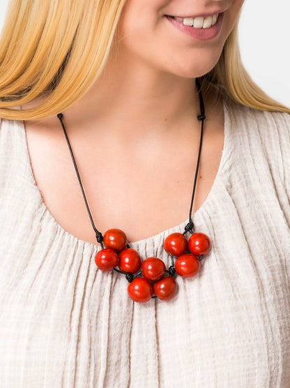 Byzantium Artemis Bolota adjustable necklace featuring a sleek, modern design with a delicate chain and minimalist pendant.