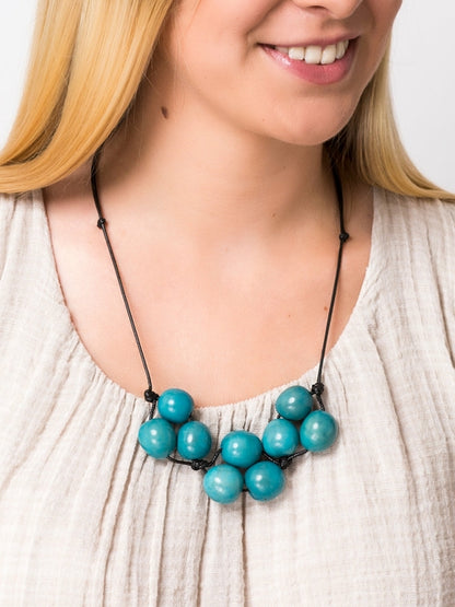 Byzantium Artemis Bolota adjustable necklace featuring a sleek, modern design with a secure clasp and polished finish.