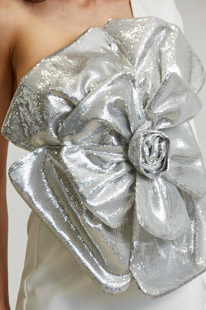 White Amphitryon Petal Glow Dress for women, featuring floral design and flowing fabric, perfect for elegant occasions.