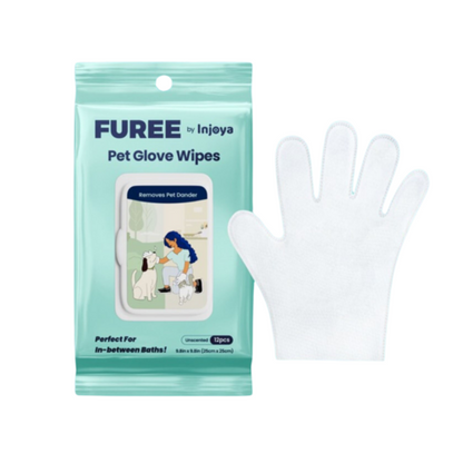 Scarlet Max Pet Glove Wipes for pets, showing a hand using the wipes to clean a pet&