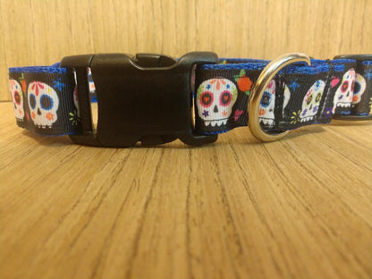 Large Blue and Black Sugar Skulls leash by Green Thalassa, featuring bold skull pattern on durable black material.