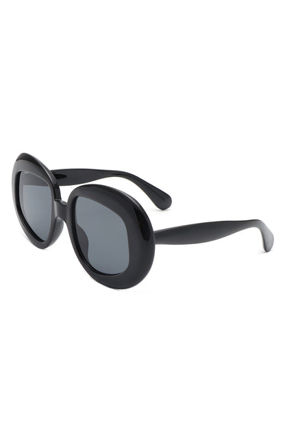 Maven - Oversized Geometric Oval Round Fashion Women&