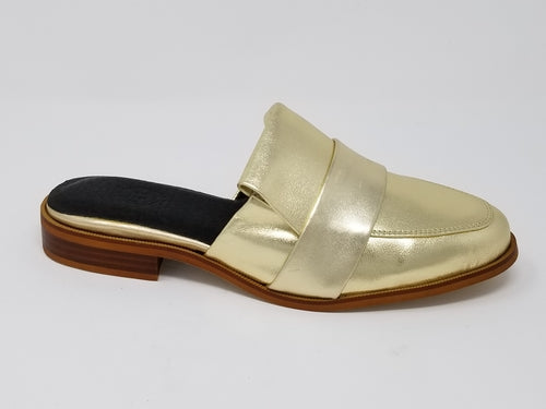 Azure Ophion Culver Gold footwear, stylish shoes with a sleek gold finish, featuring a modern design and comfortable fit.