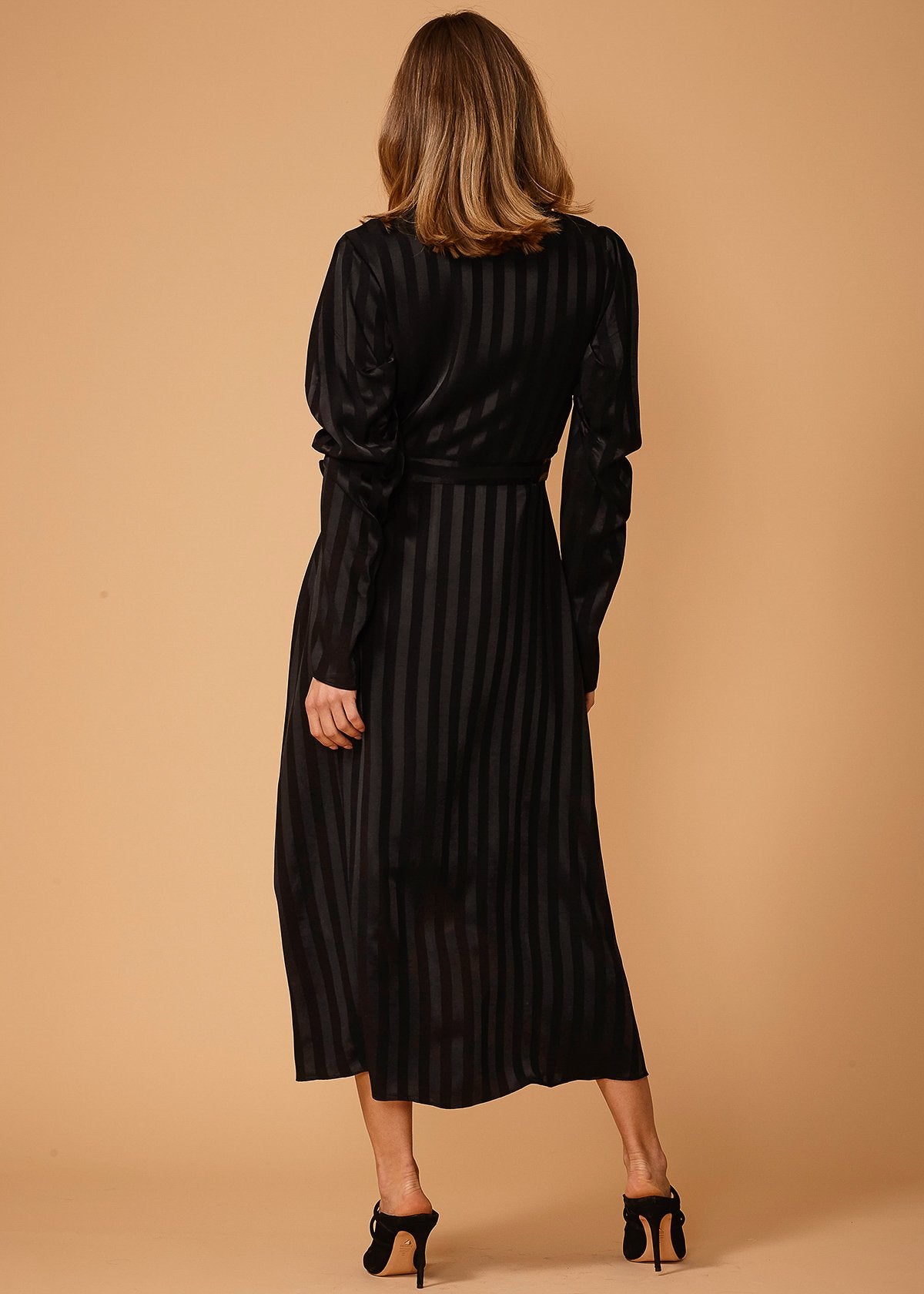 Black striped women&