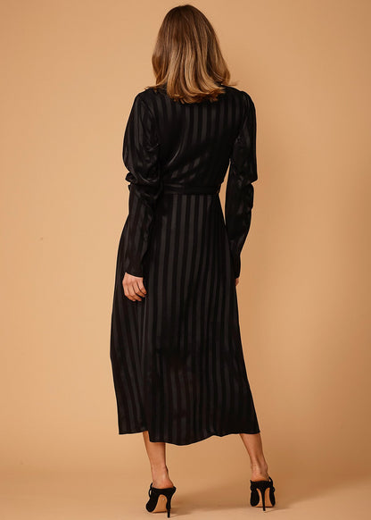 Black striped women&