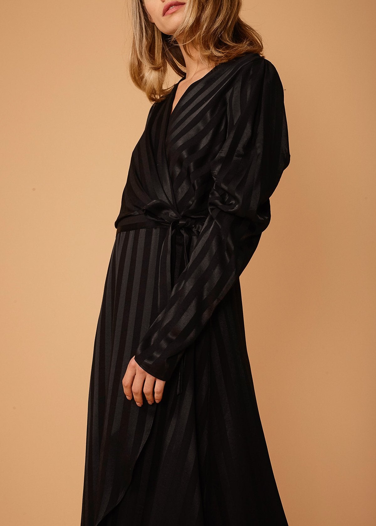 Black stripe women&