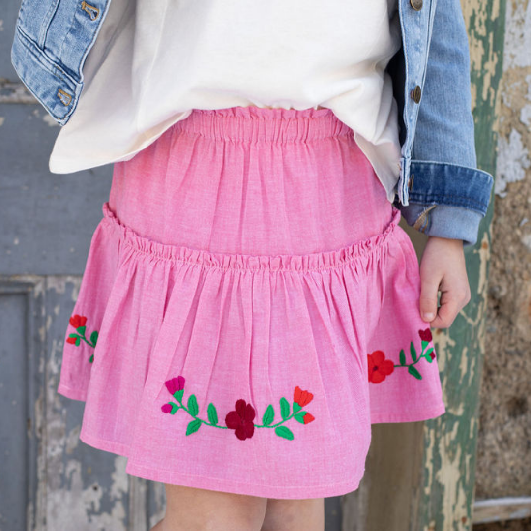 Girls wearing the Sangria Abderus Cari Skirt, stylish women&