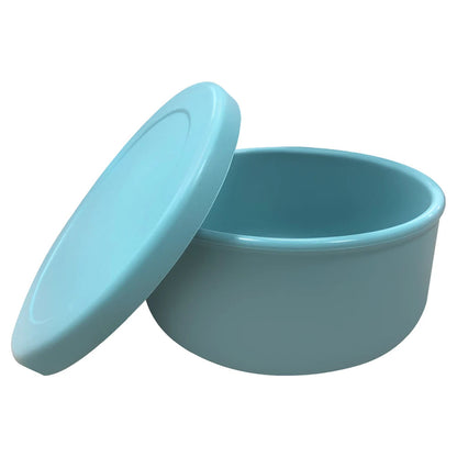 Eco-friendly silicone crisper bowl cover by Rose Oscar, kitchen accessory, designed to keep food fresh and prevent spills.