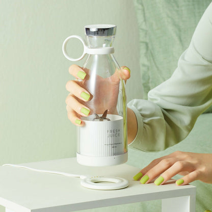Yellow Pandora portable on-the-go juicer blender for kitchen use, compact design with blending container visible in the image.