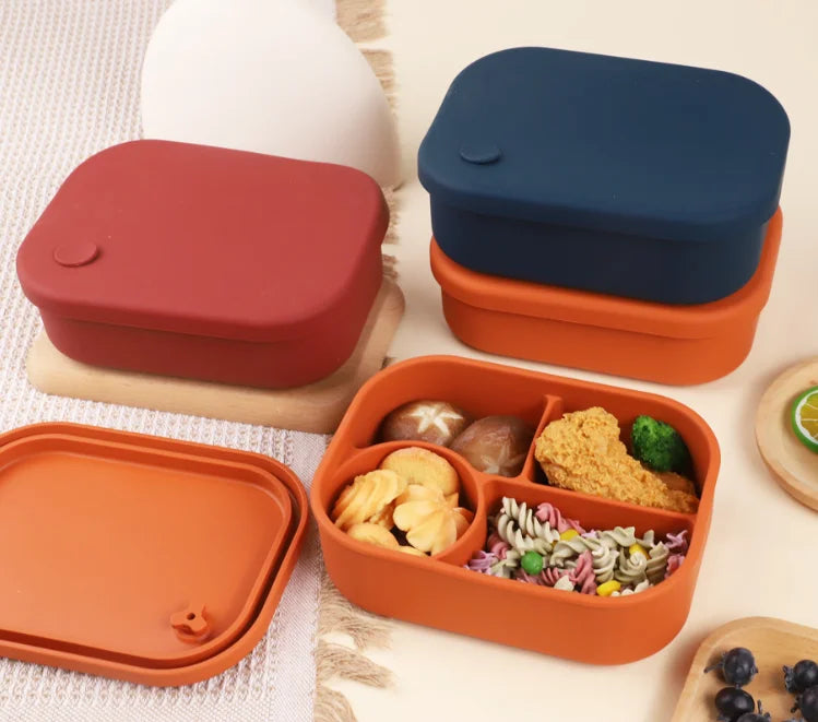 Rose Oscar BPA free microwave-safe silicone food container, heat-resistant bento for kitchen use, flexible and durable food storage.